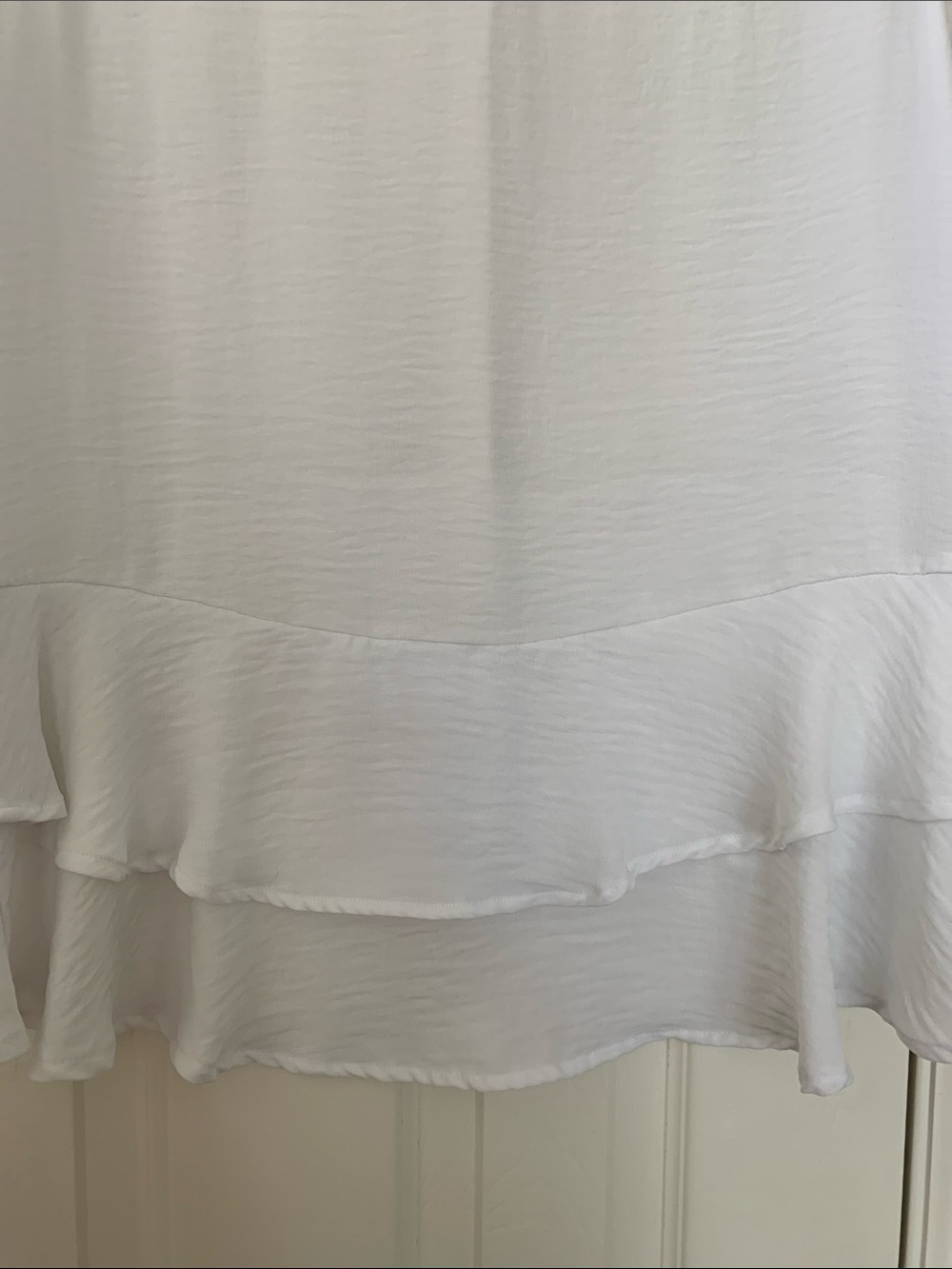 Simply Vera Vera Wang White Sleeveless Tiered Button-Front Blouse - Picture 5 of 5